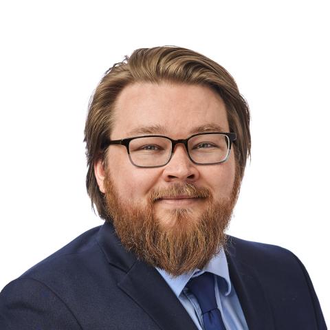 David Larson headshot